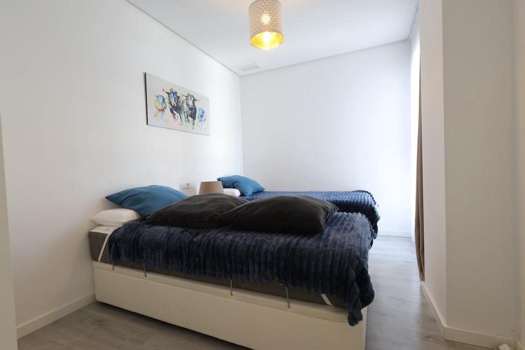 2 soveværelse Lejlighed til salg i Orihuela Costa med swimmingpool garage - € 289.000 (Ref: 10007208)