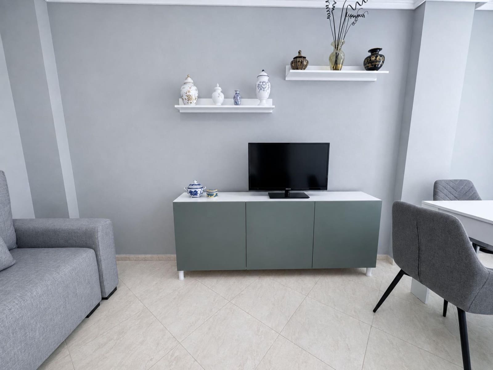 2 sypialnia Apartament na sprzedaż w Torrevieja z basenem - 149 900 € (Ref: 10007211)