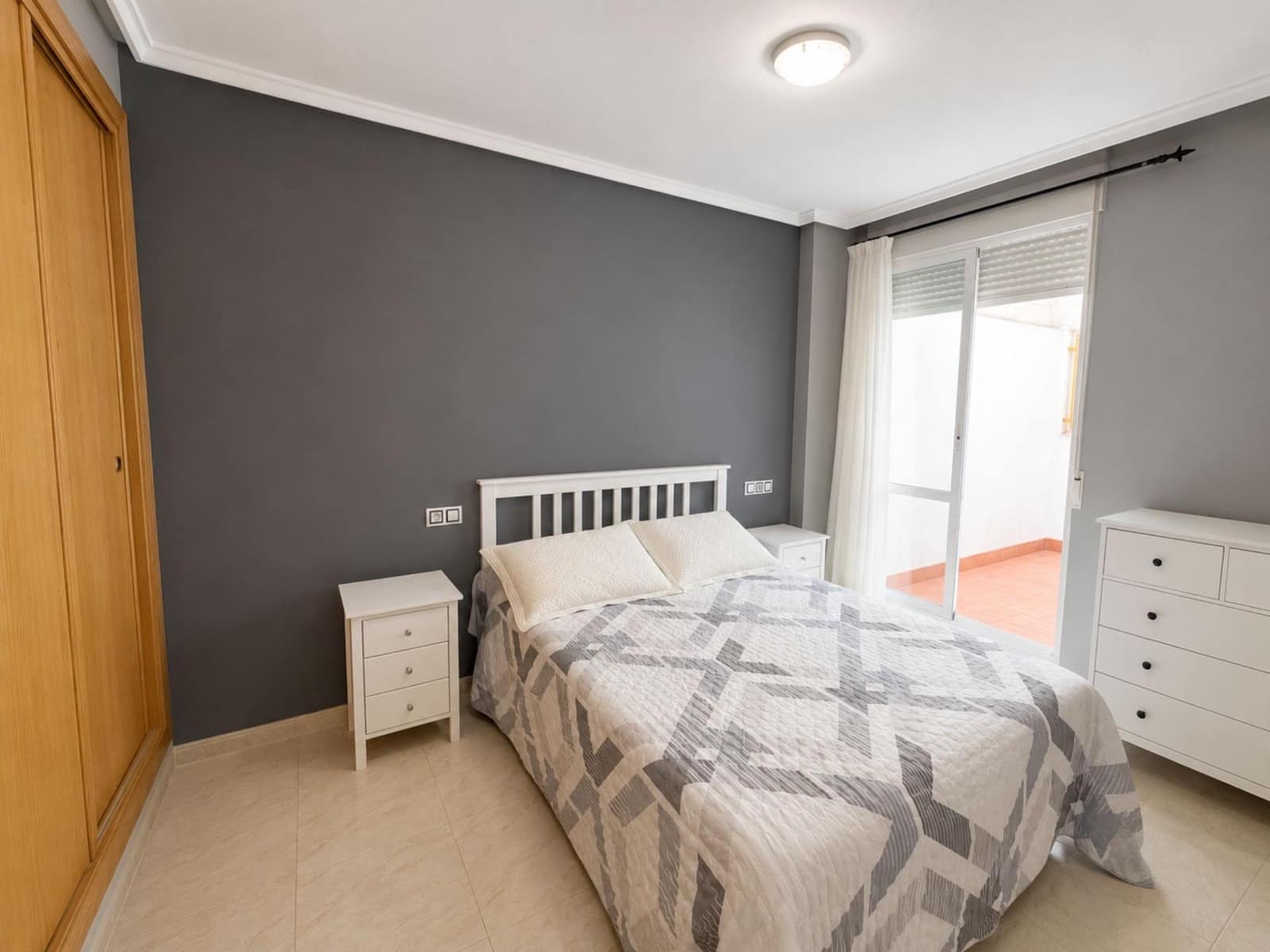 2 sypialnia Apartament na sprzedaż w Torrevieja z basenem - 149 900 € (Ref: 10007211)