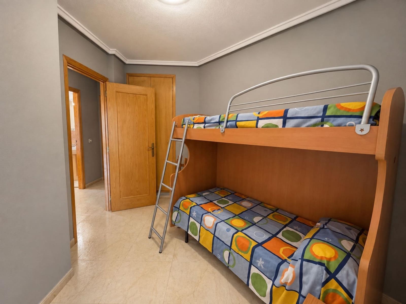 2 sypialnia Apartament na sprzedaż w Torrevieja z basenem - 149 900 € (Ref: 10007211)