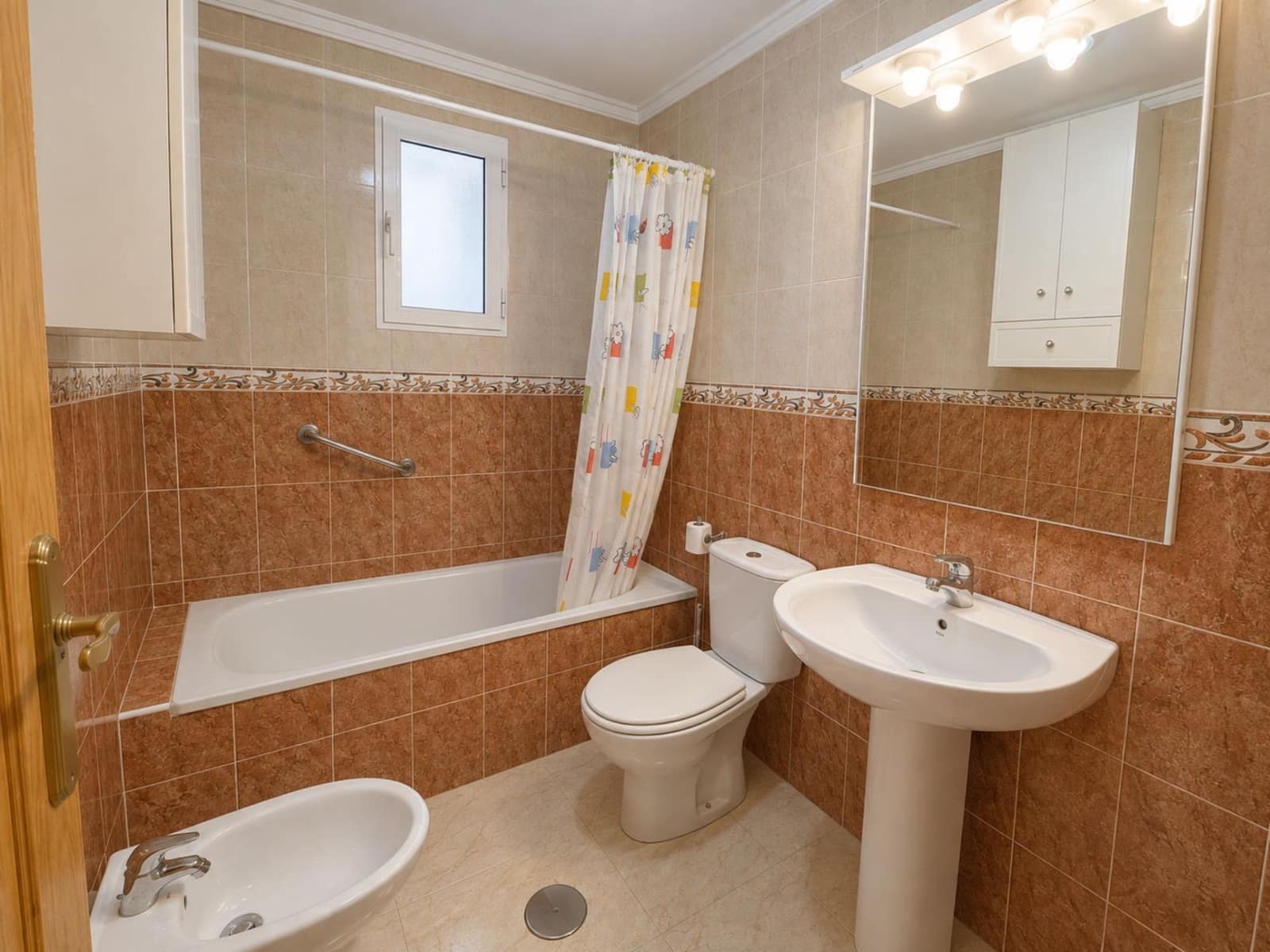 2 sypialnia Apartament na sprzedaż w Torrevieja z basenem - 149 900 € (Ref: 10007211)