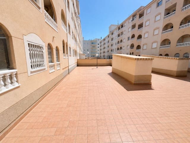 2 slaapkamer Appartement te koop in Antonio Machado, Torrevieja met zwembad - € 149.900 (Ref: 10007211)