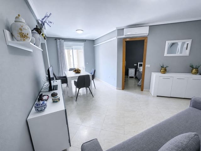 2 soveværelse Lejlighed til salg i Antonio Machado, Torrevieja med swimmingpool - € 149.900 (Ref: 10007211)