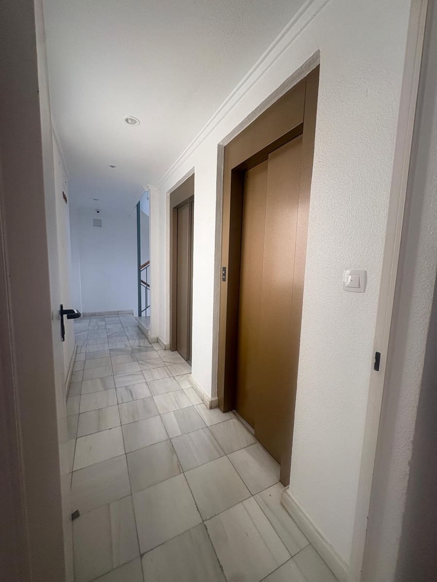 2 soveværelse Lejlighed til salg i Torrevieja - € 159.000 (Ref: 10008819)
