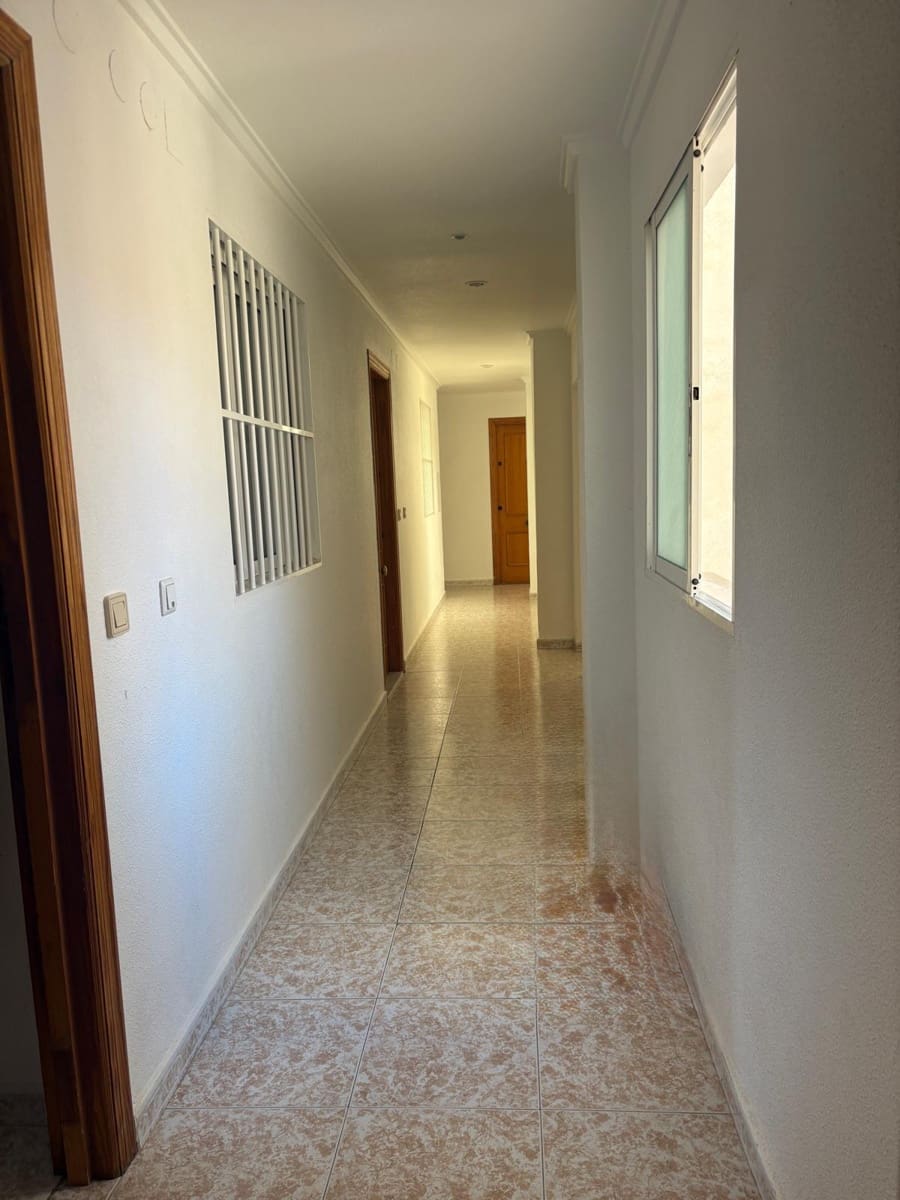 2 soveværelse Lejlighed til salg i Torrevieja - € 159.000 (Ref: 10008819)