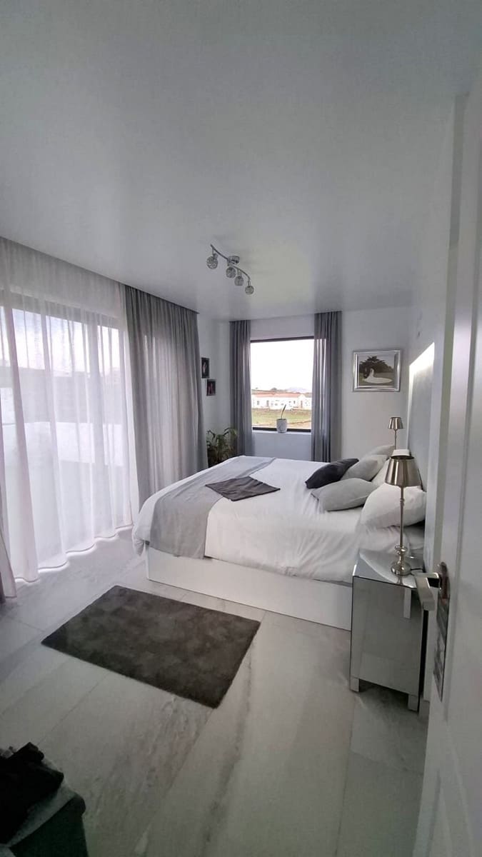 4 sypialnia Willa na sprzedaż w Villaverde z basenem garażem - 975 000 € (Ref: 10008823)