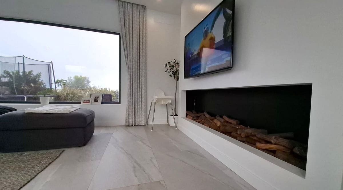 4 sypialnia Willa na sprzedaż w Villaverde z basenem garażem - 975 000 € (Ref: 10008823)