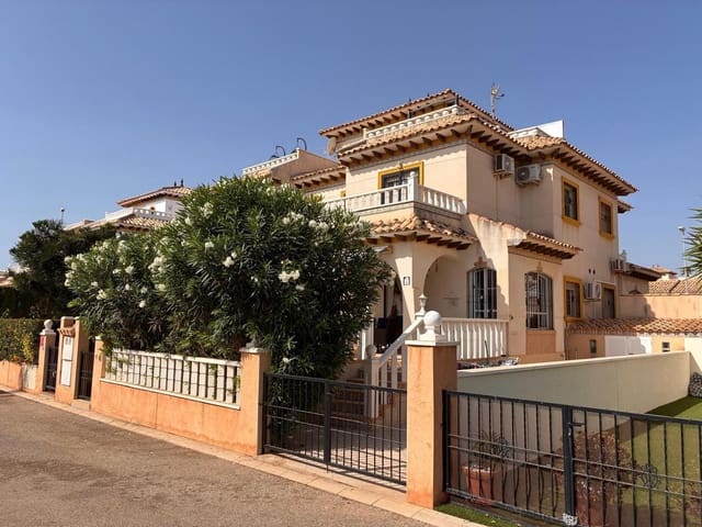 2 chambre Villa/Maison à vendre à Cabo Roig, Orihuela avec piscine - 269 000 € (Ref: 10011164)