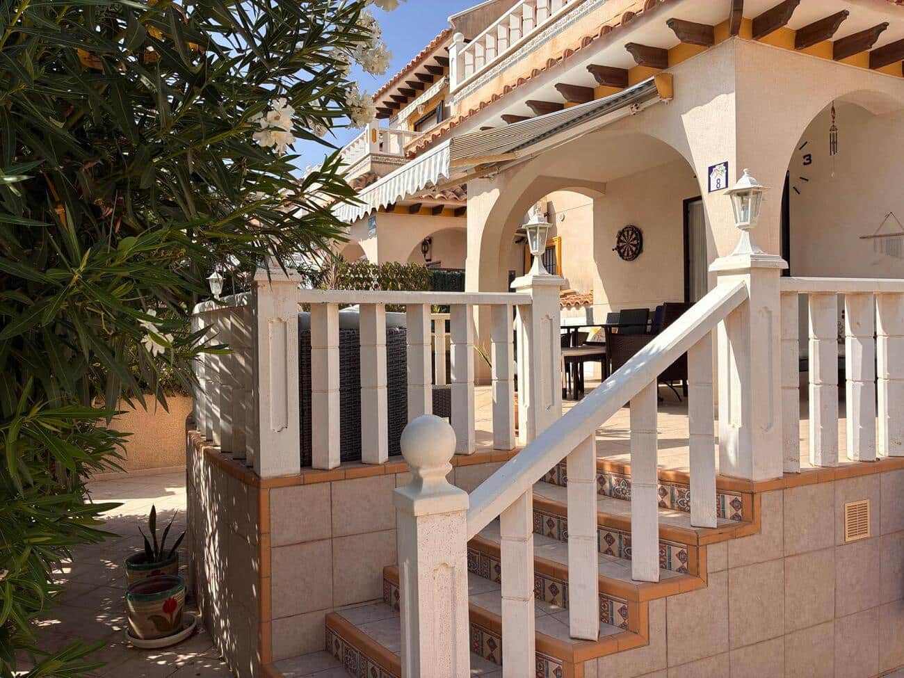 2 slaapkamer Villa te koop in Cabo Roig met zwembad - € 269.000 (Ref: 10011164)
