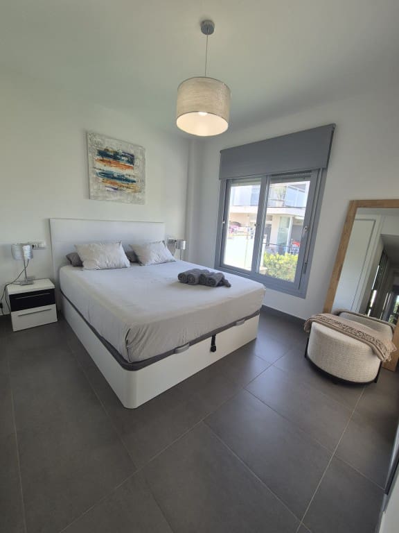 2 Zimmer Bungalow zu verkaufen in Entre Naranjos mit Pool - 249.900 € (Ref: 10011168)