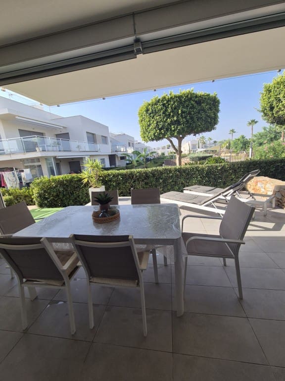 2 Zimmer Bungalow zu verkaufen in Entre Naranjos mit Pool - 249.900 € (Ref: 10011168)