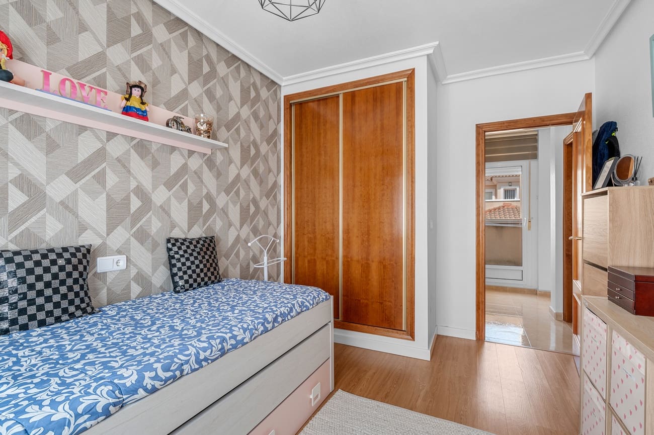 3 soverom Kjedet enebolig til salgs i San Miguel de Salinas - € 219 900 (Ref: 10011169)