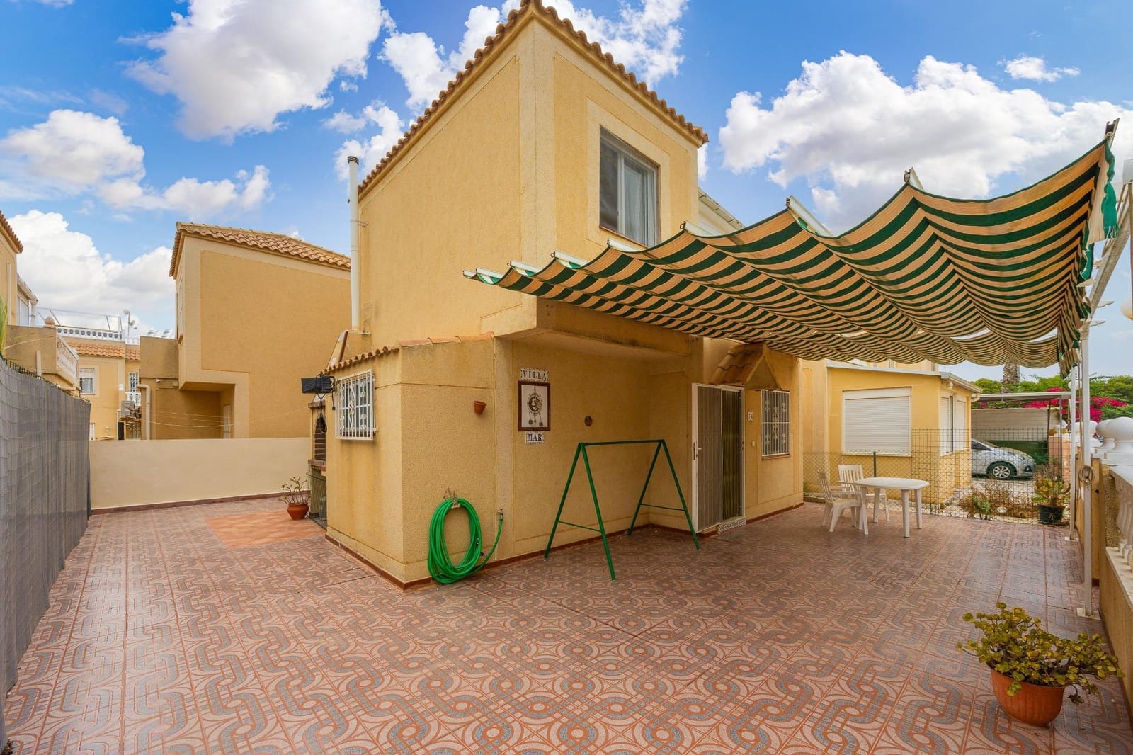 3 bedroom Villa for sale in Torrevieja - € 199,500 (Ref: 10011173)