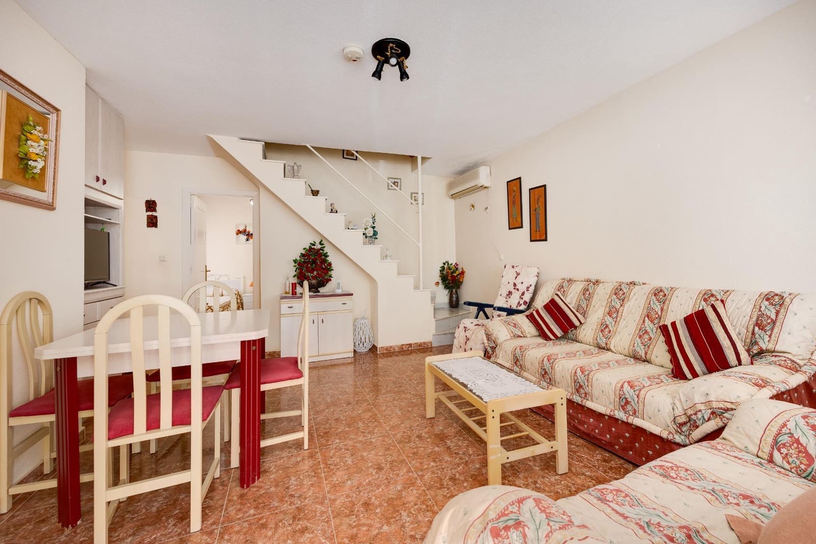 3 bedroom Villa for sale in Torrevieja - € 199,500 (Ref: 10011173)