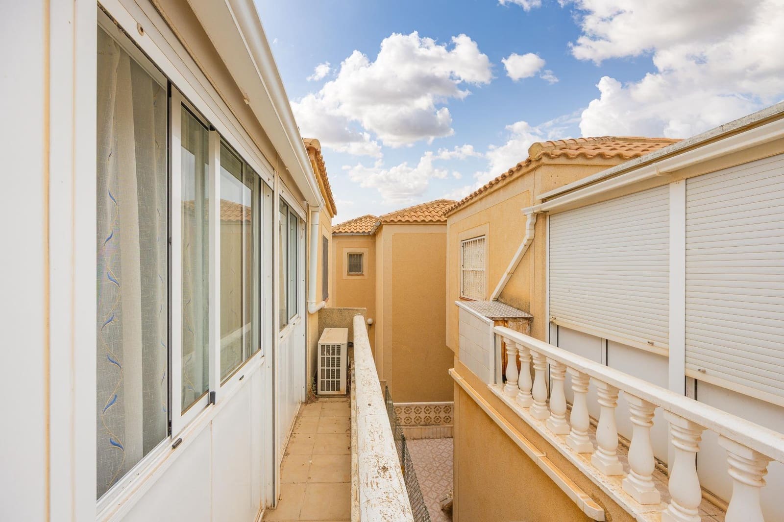 3 bedroom Villa for sale in Torrevieja - € 199,500 (Ref: 10011173)