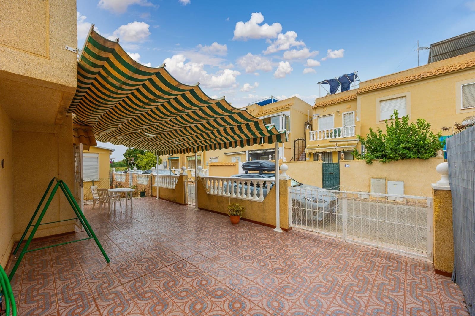 3 bedroom Villa for sale in Torrevieja - € 199,500 (Ref: 10011173)