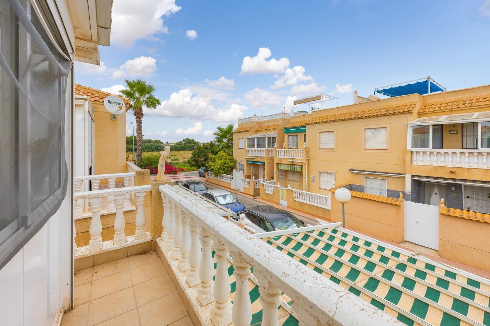 3 bedroom Villa for sale in Torrevieja - € 199,500 (Ref: 10011173)
