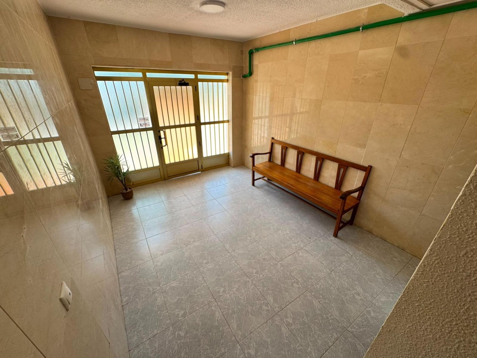2 soverom Leilighet til salgs i Torrevieja - € 200 000 (Ref: 10011174)