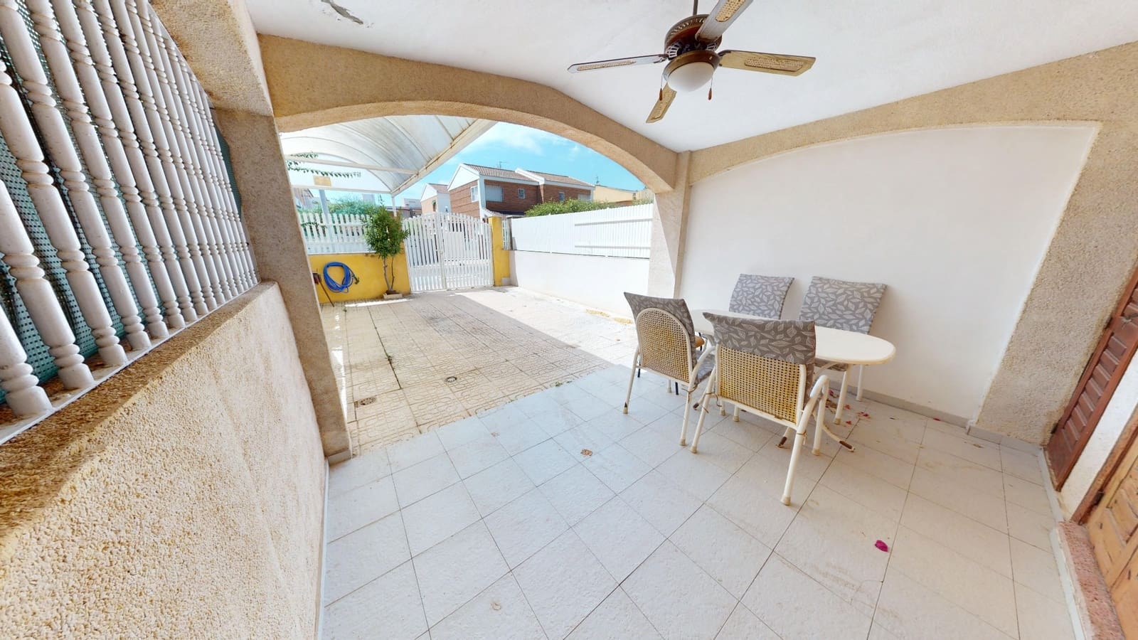 2 bedroom Townhouse for sale in Los Alcazares - € 155,000 (Ref: 10011175)