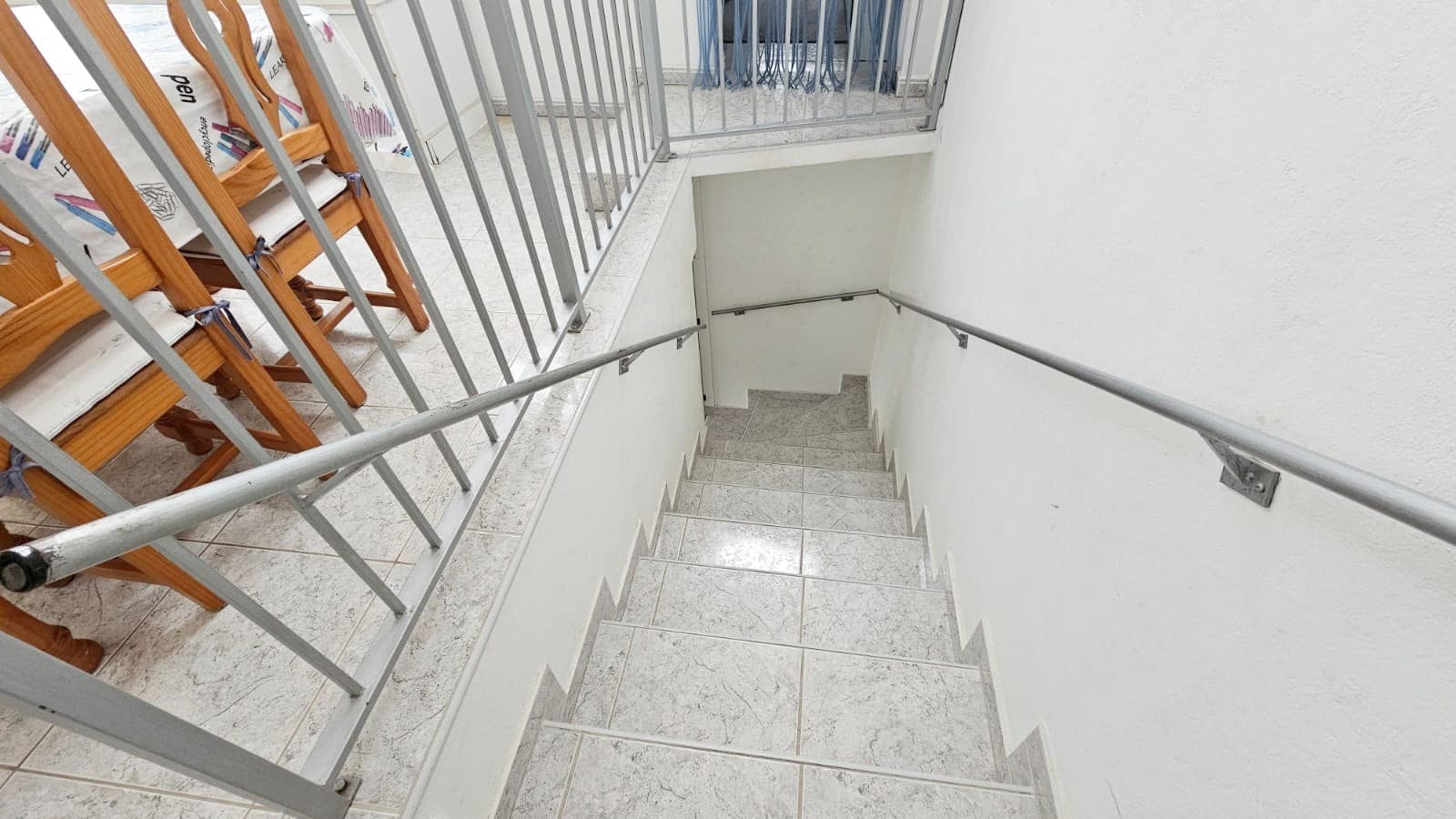 8 bedroom Villa for sale in Los Narejos with garage - € 399,000 (Ref: 10011180)