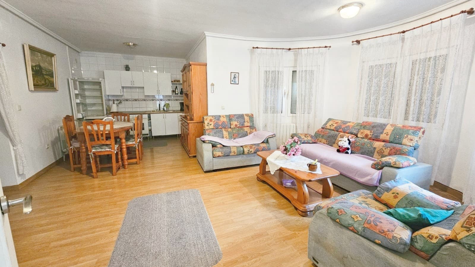 8 bedroom Villa for sale in Los Narejos with garage - € 399,000 (Ref: 10011180)