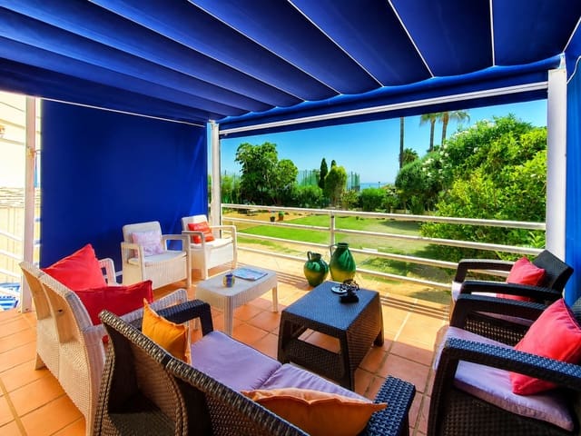 Apartamento de 3 habitaciones en San Luis de Sabinillas, Manilva en venta con piscina - 750.000 € (Ref: 10013014)