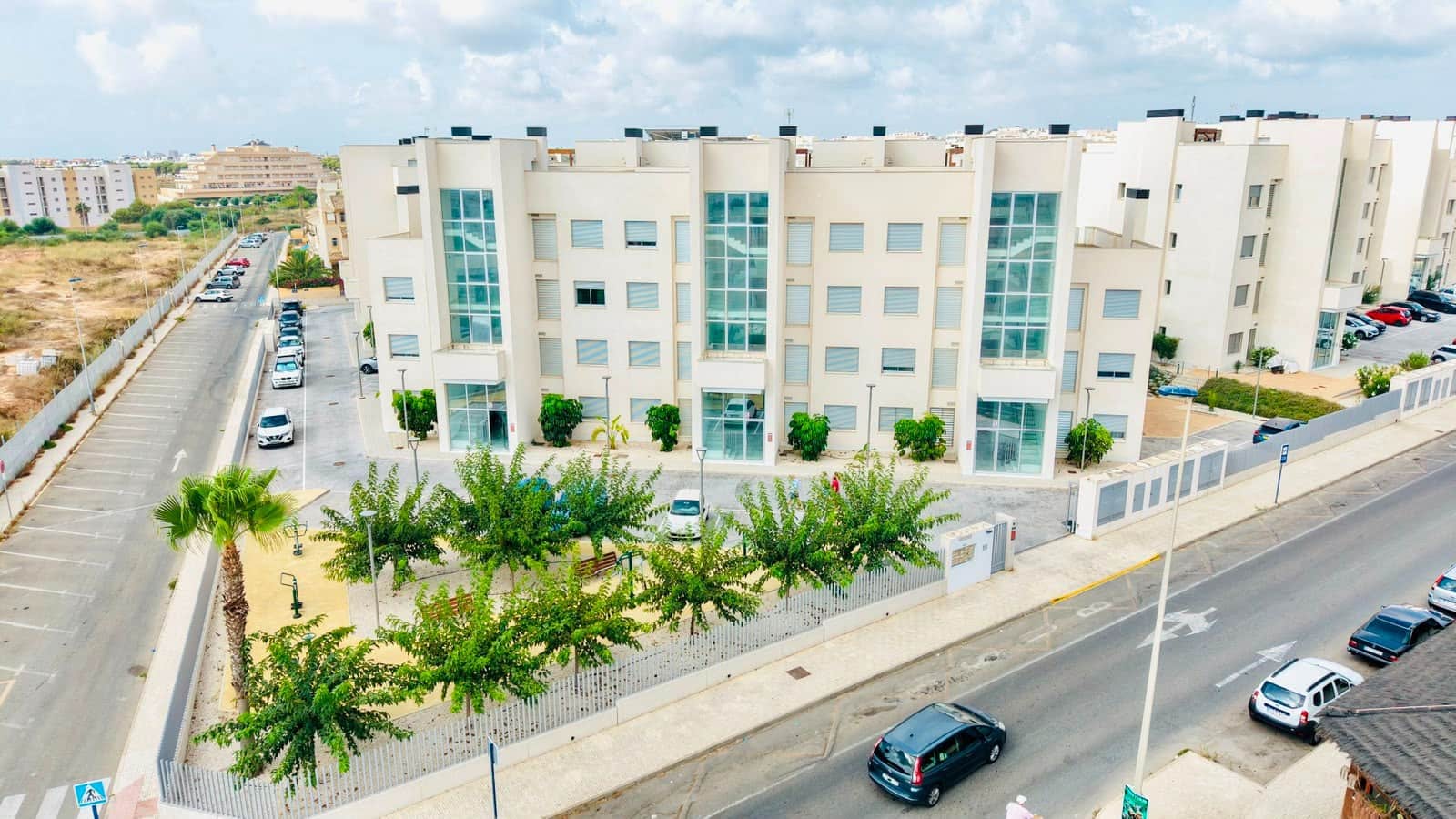 2 soverom Leilighet til salgs i Orihuela Costa med svømmebasseng - € 279 900 (Ref: 10013029)