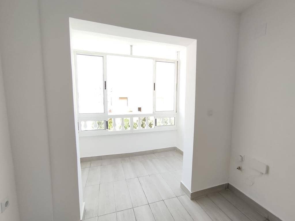 2 sypialnia Apartament na sprzedaż w Torrevieja - 150 000 € (Ref: 10013031)