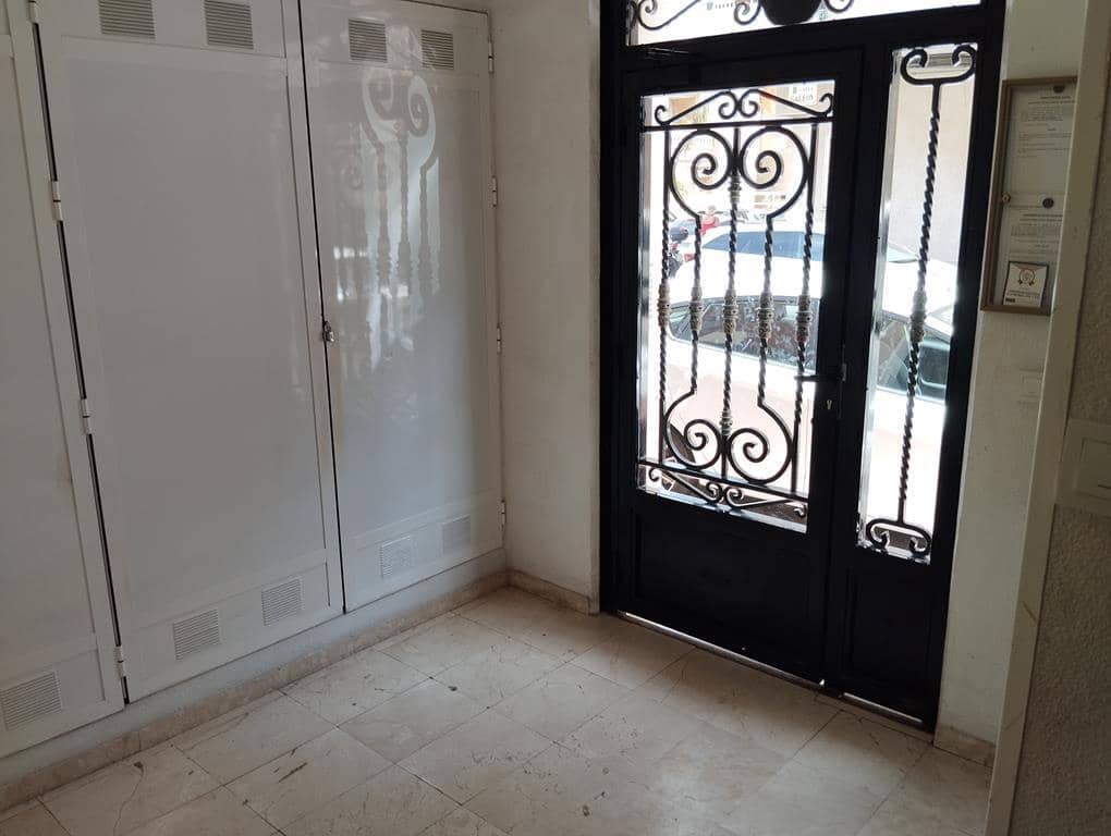 2 sypialnia Apartament na sprzedaż w Torrevieja - 150 000 € (Ref: 10013031)