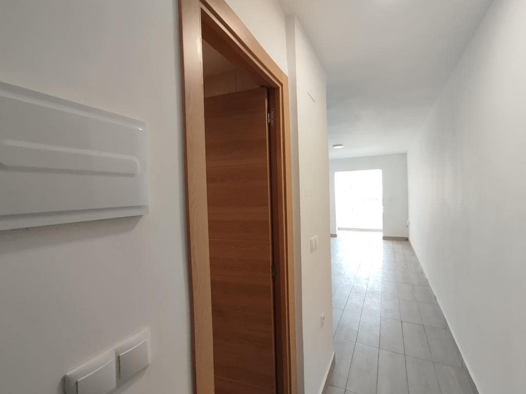 2 sypialnia Apartament na sprzedaż w Torrevieja - 150 000 € (Ref: 10013031)