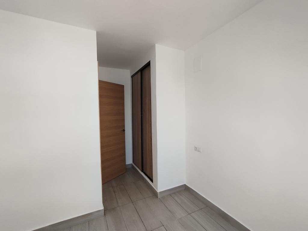 2 sypialnia Apartament na sprzedaż w Torrevieja - 150 000 € (Ref: 10013031)