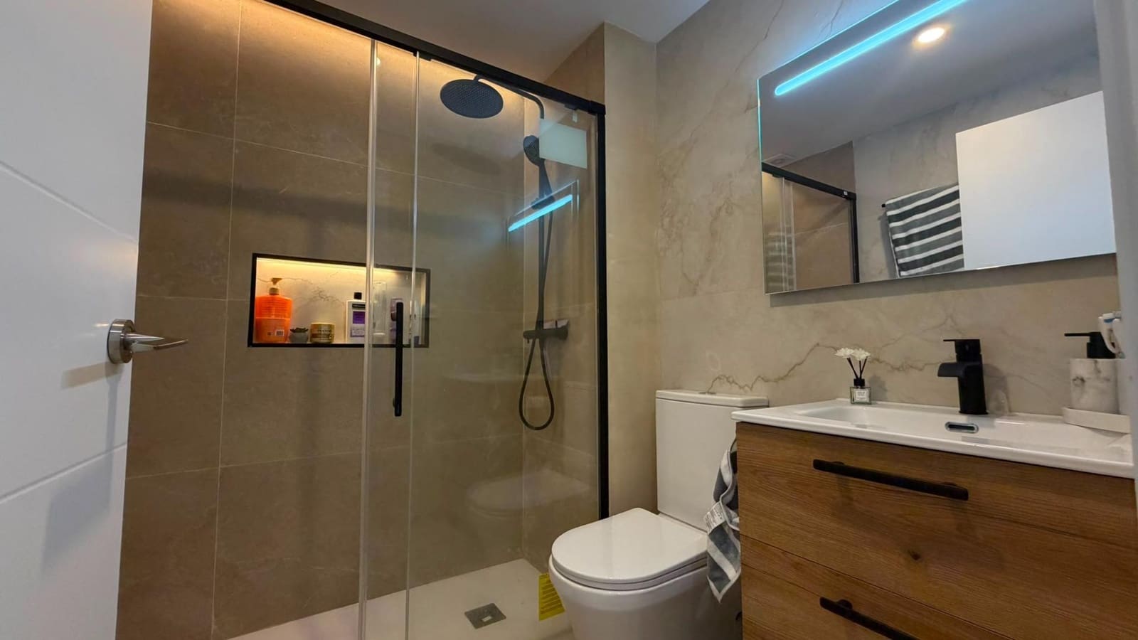 2 chambre Bungalow à vendre à Torrevieja - 179 900 € (Ref: 10013033)