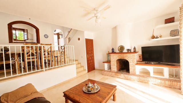 3 chambre Villa/Maison Mitoyenne à vendre à Mijas Golf, Mijas avec piscine - 425 000 € (Ref: 10013061)