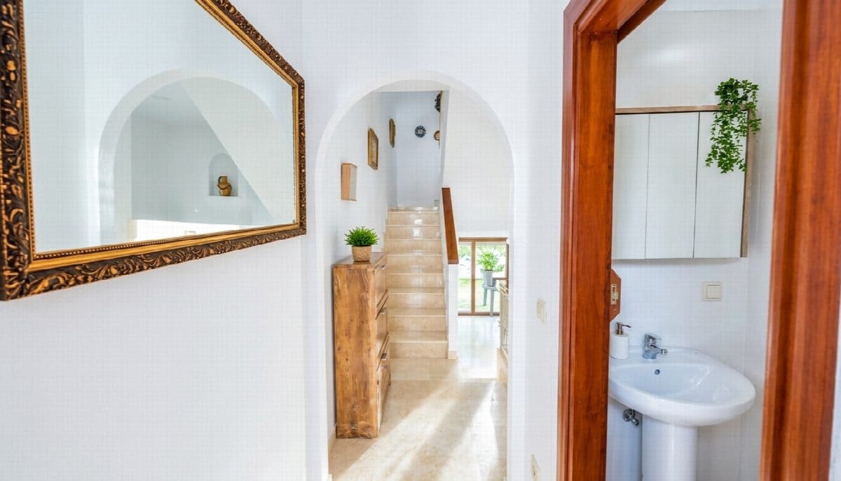 3 bedroom Villa for sale in Mijas Golf with pool - € 425,000 (Ref: 10013061)