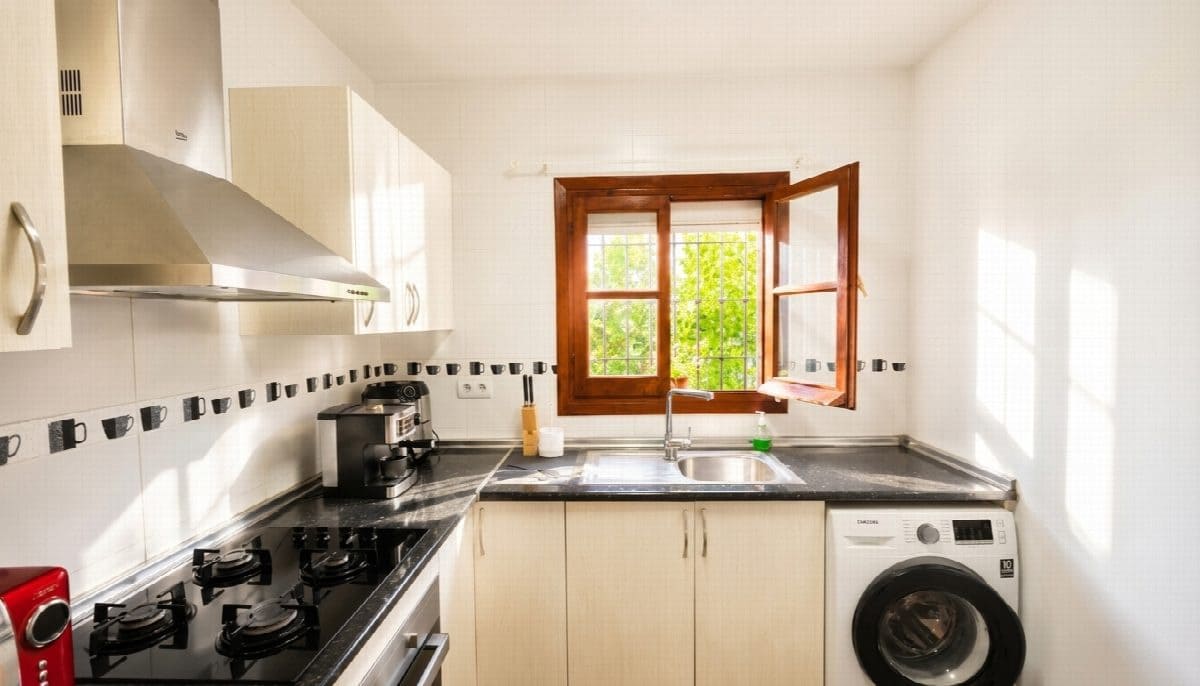 3 bedroom Villa for sale in Mijas Golf with pool - € 425,000 (Ref: 10013061)