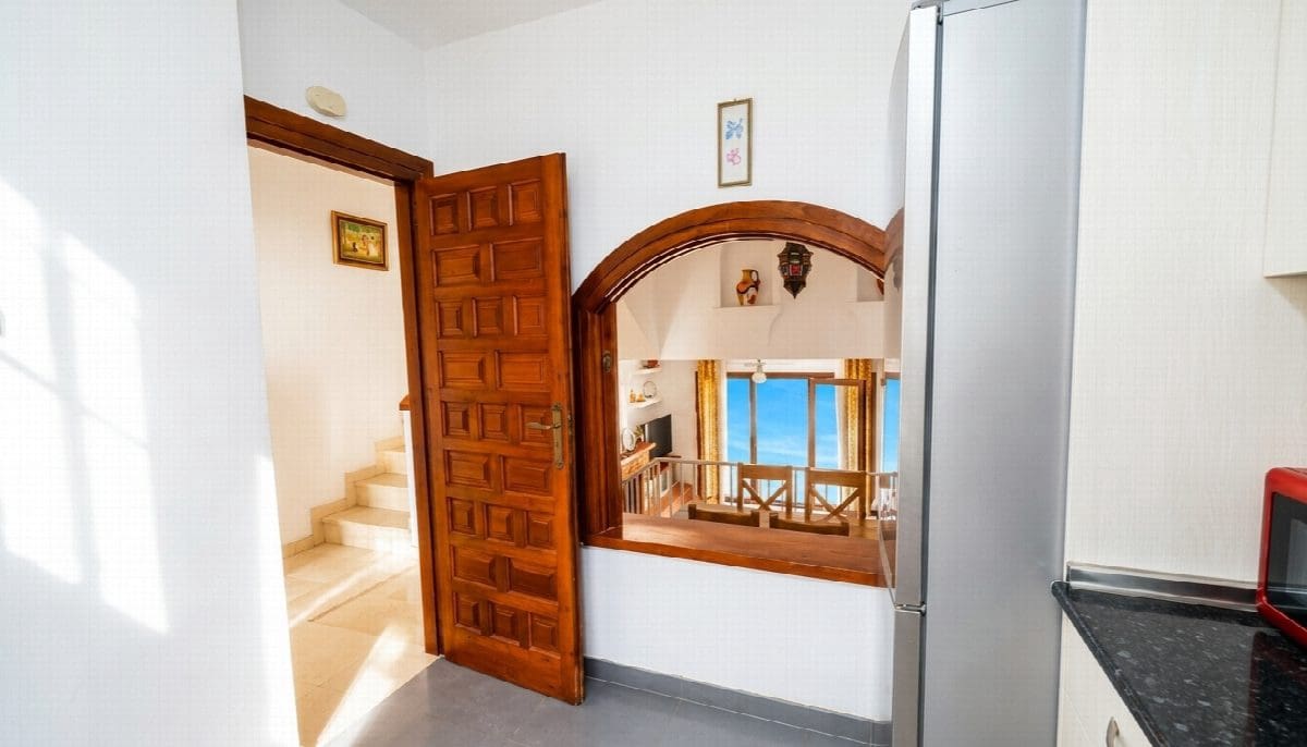 3 bedroom Villa for sale in Mijas Golf with pool - € 425,000 (Ref: 10013061)