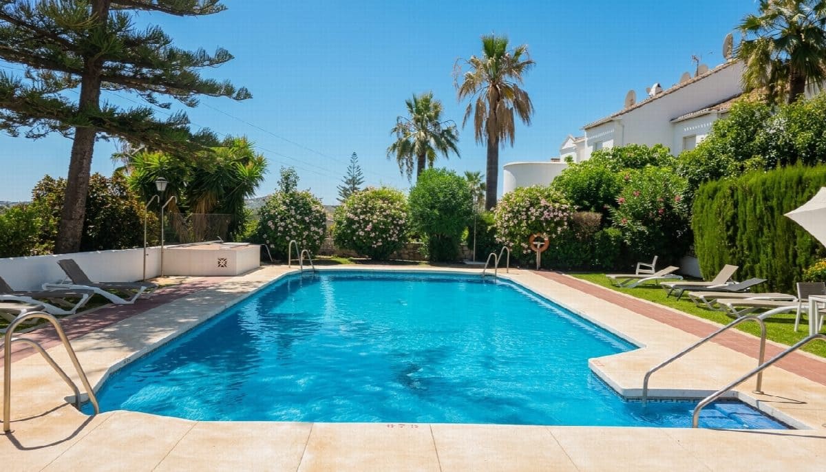 3 bedroom Villa for sale in Mijas Golf with pool - € 425,000 (Ref: 10013061)