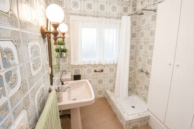 3 soverom Villa til salgs i Casco Antiguo, Marbella med svømmebasseng garasje - € 739 000 (Ref: 10013062)