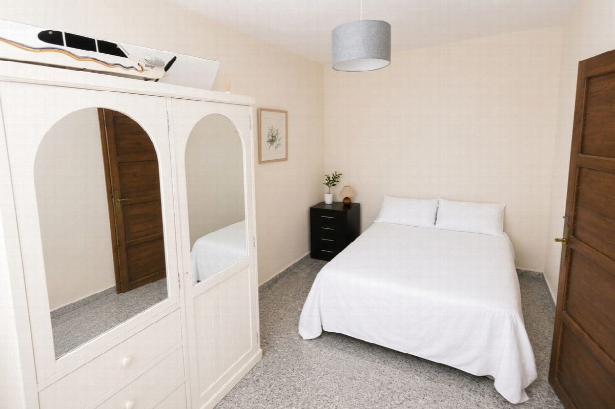 Chalet de 3 habitaciones en Marbella en venta con piscina garaje - 739.000 € (Ref: 10013062)