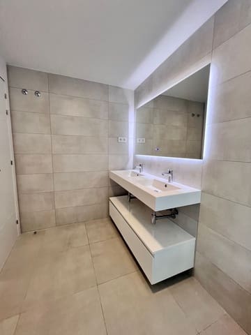 3 slaapkamer Appartement te koop in La Cala de Mijas, Mijas met zwembad - € 990.000 (Ref: 10015250)
