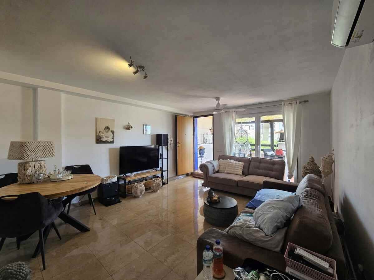 2 sovrum Lägenhet till salu i Manilva med pool - 249 000 € (Ref: 10017250)