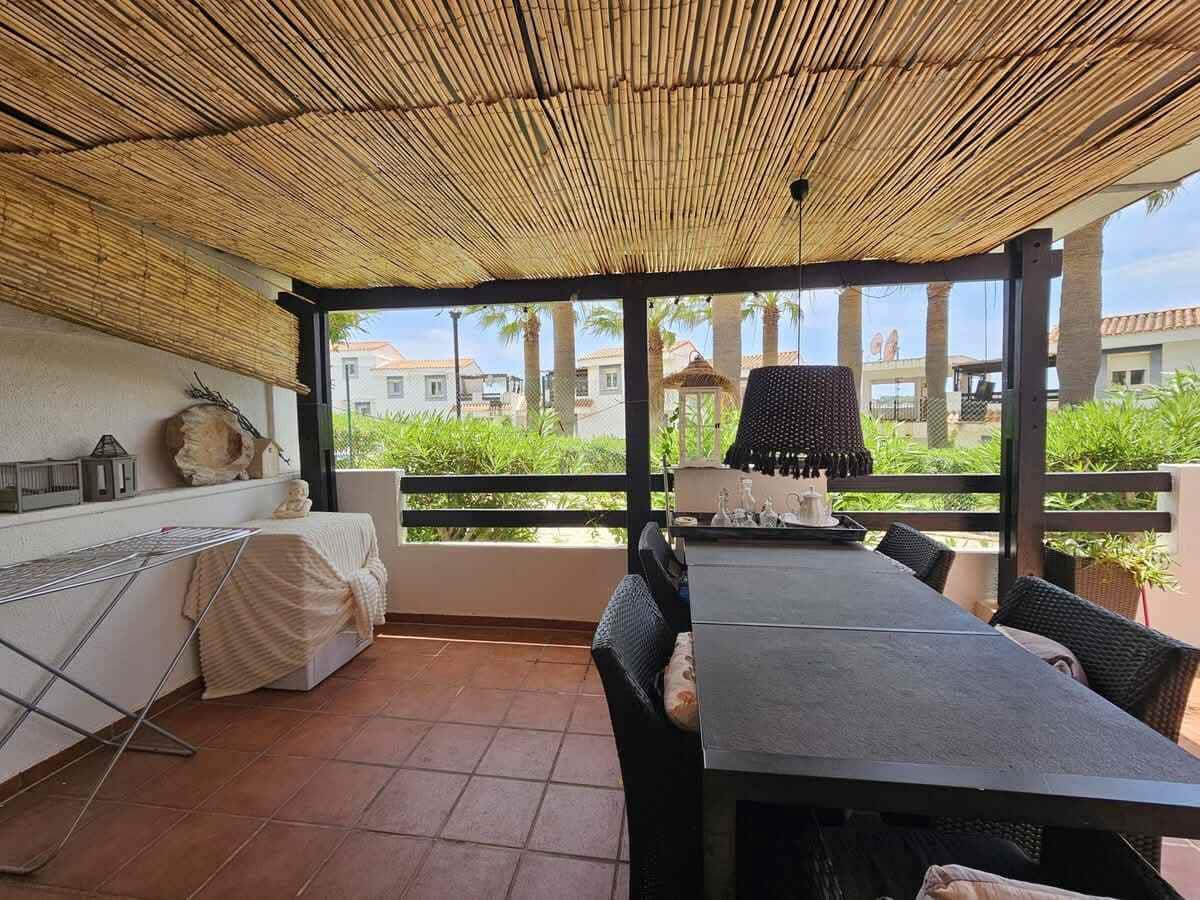 2 sovrum Lägenhet till salu i Manilva med pool - 249 000 € (Ref: 10017250)