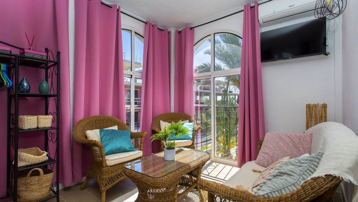 3 sovrum Lägenhet till salu i Playa Flamenca med pool garage - 330 000 € (Ref: 10017253)