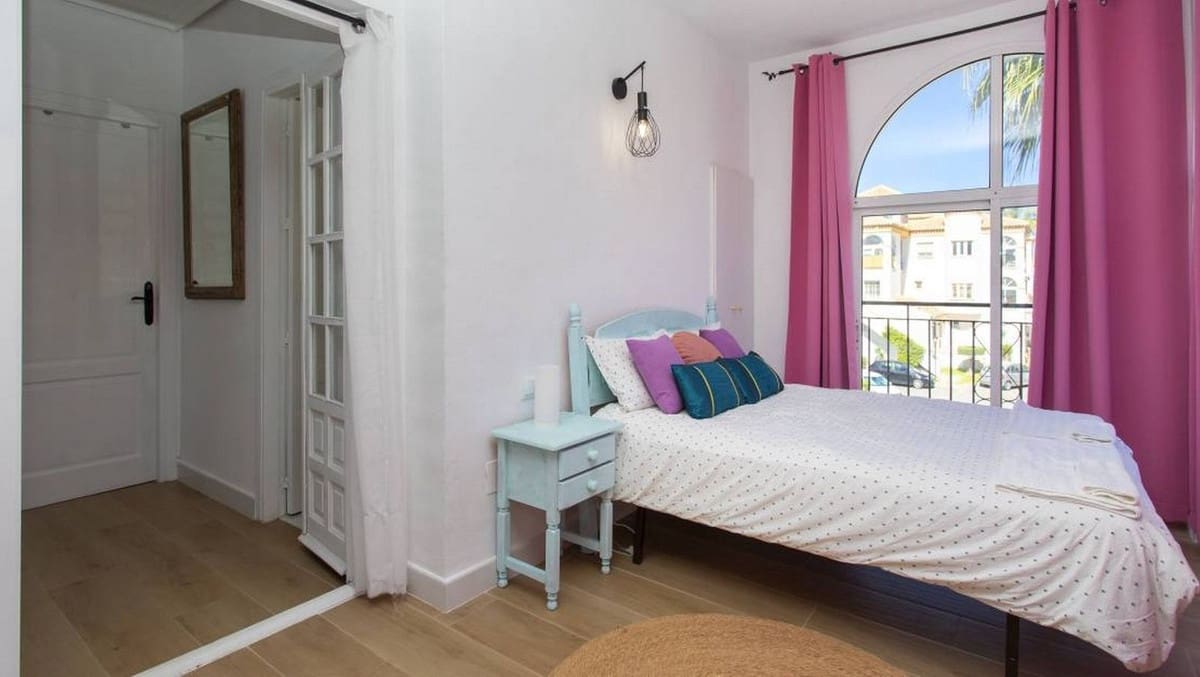 3 sovrum Lägenhet till salu i Playa Flamenca med pool garage - 330 000 € (Ref: 10017253)