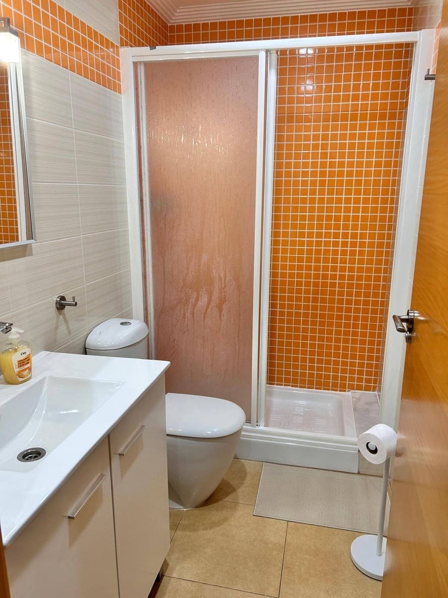 2 soveværelse Lejlighed til salg i Orihuela Costa med swimmingpool garage - € 220.000 (Ref: 10017261)