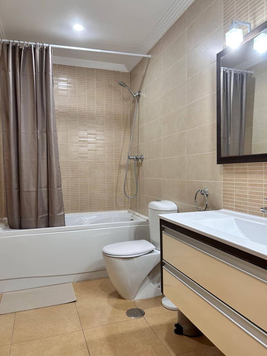 2 soveværelse Lejlighed til salg i Orihuela Costa med swimmingpool garage - € 220.000 (Ref: 10017261)