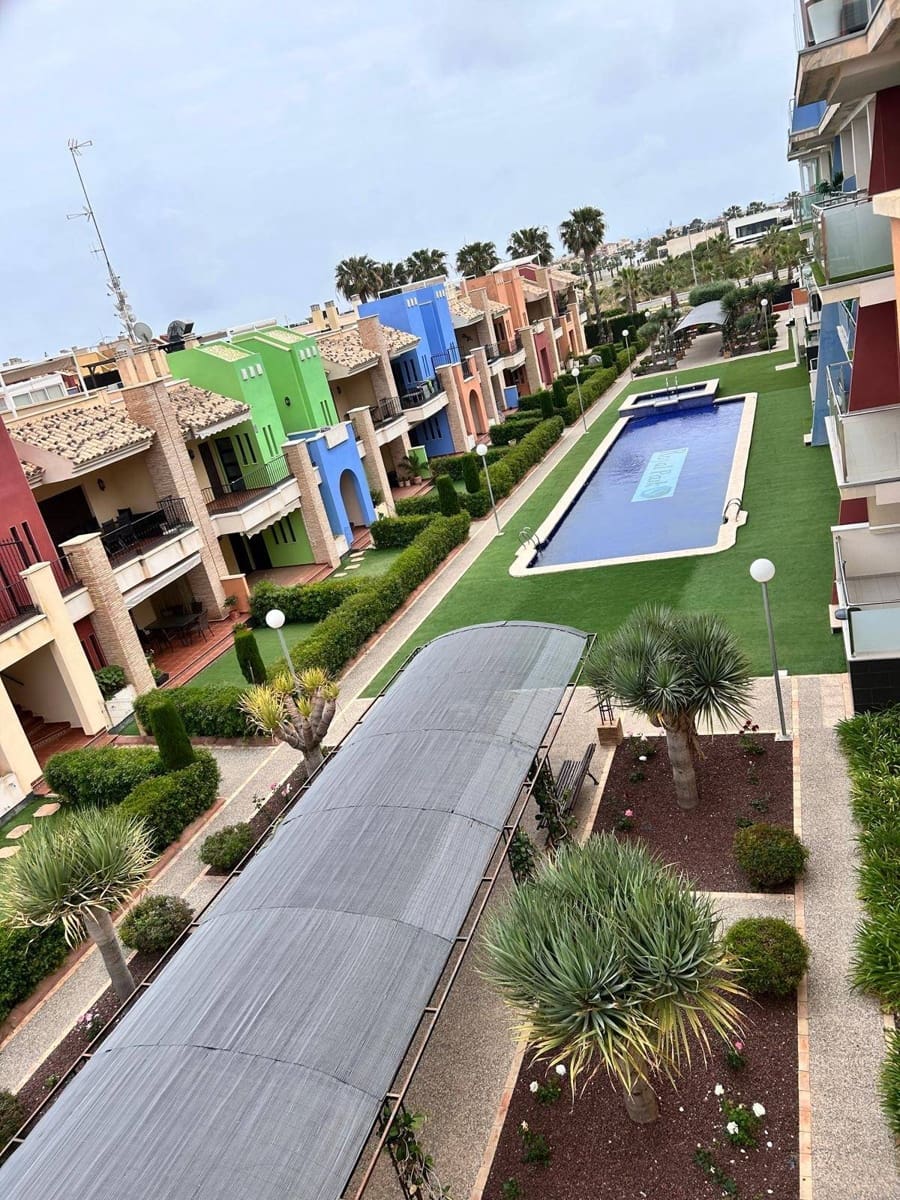 2 soveværelse Lejlighed til salg i Orihuela Costa med swimmingpool garage - € 220.000 (Ref: 10017261)