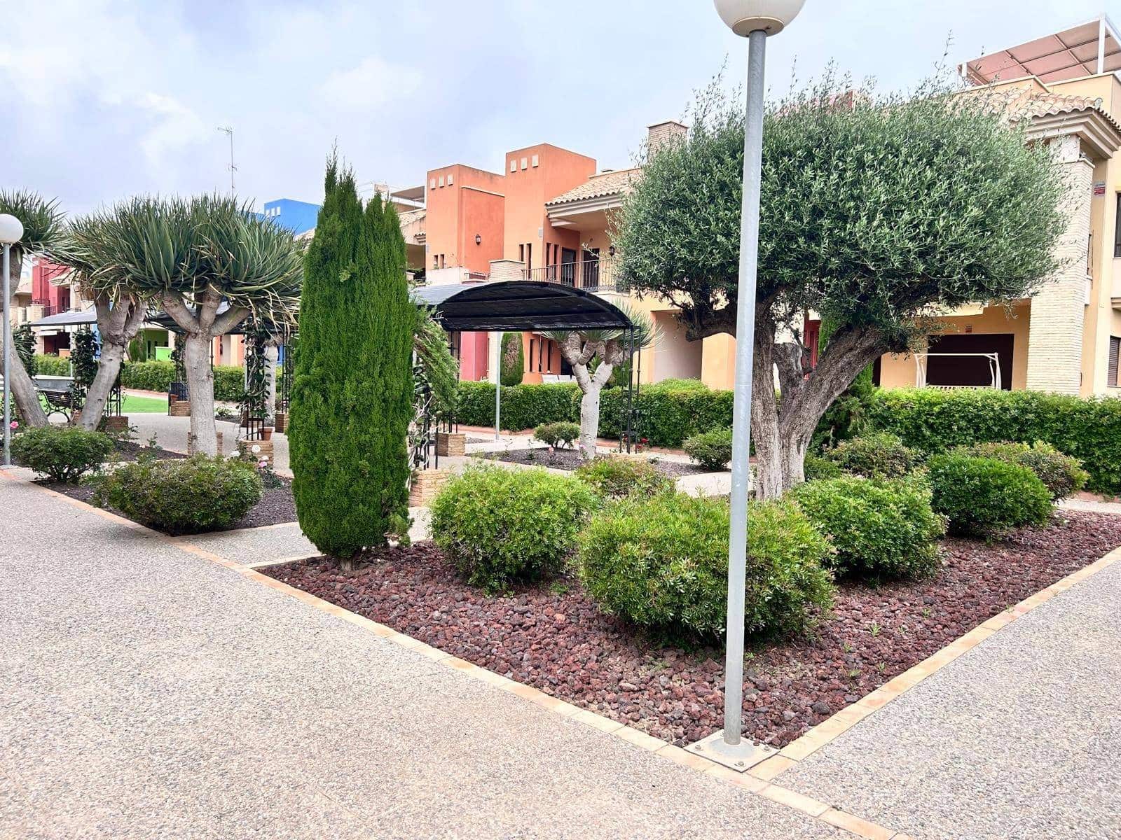 2 soveværelse Lejlighed til salg i Orihuela Costa med swimmingpool garage - € 220.000 (Ref: 10017261)