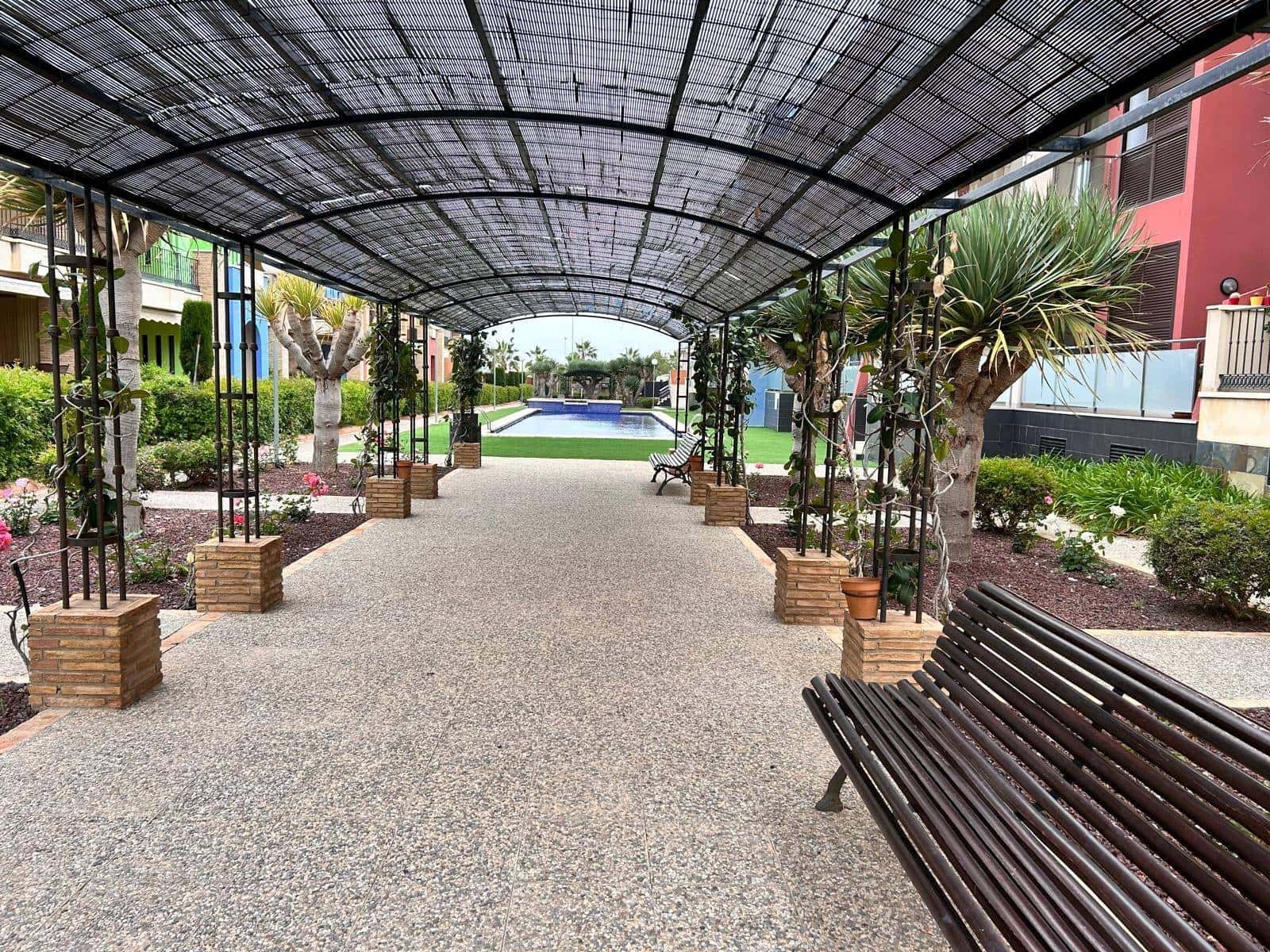 2 soveværelse Lejlighed til salg i Orihuela Costa med swimmingpool garage - € 220.000 (Ref: 10017261)
