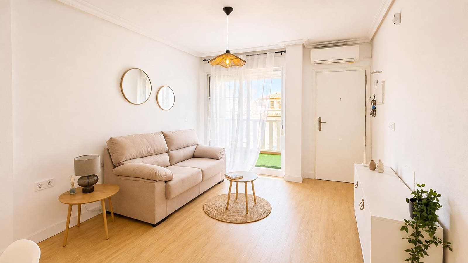 2 sovrum Lägenhet till salu i Orihuela Costa med pool - 165 000 € (Ref: 10017262)